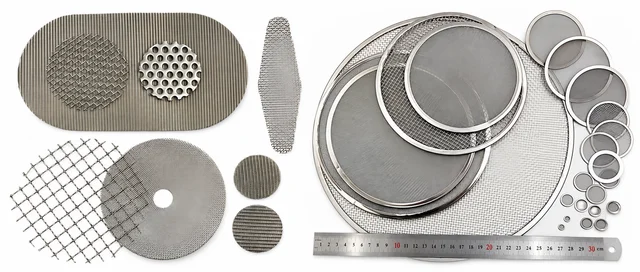 Stainless steel filter discs, screens and fabricated filtration elements
